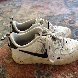 Nike White and Black Casual Shoes